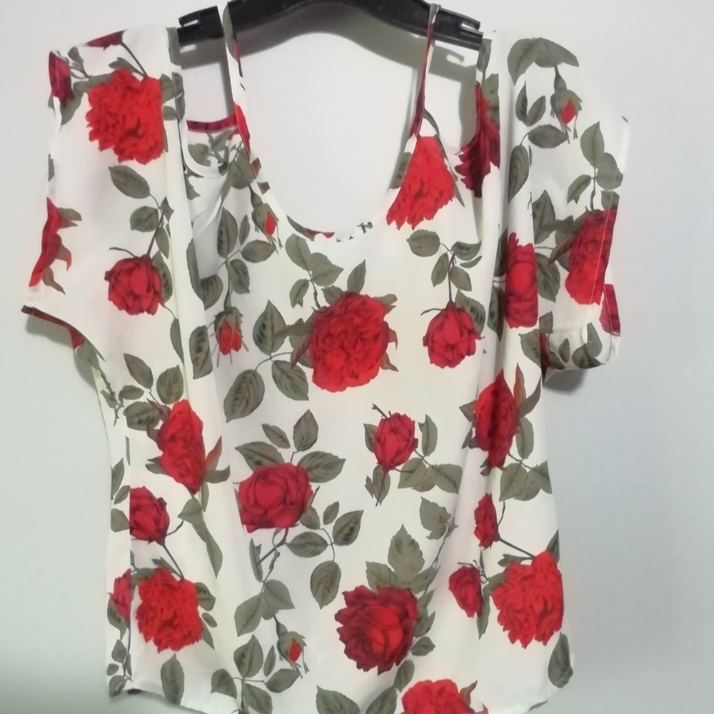 Cold Shoulder Blouse/Top. Streetwear Society. Small. Rose pattern.